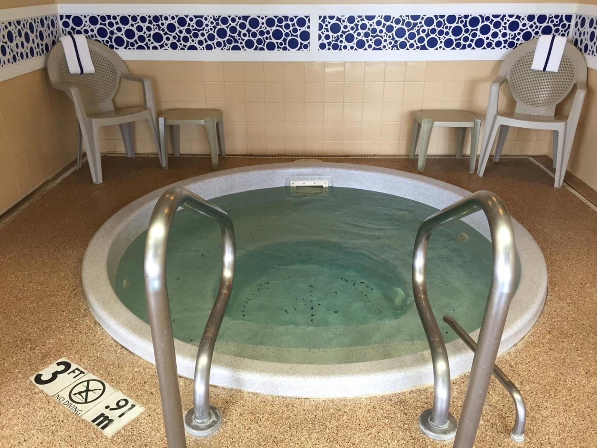 Express & Chicago-algonquin By Ihg 3*