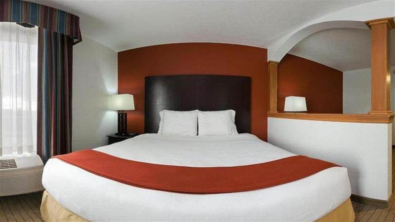 Express & Chicago-algonquin By Ihg Algonquin