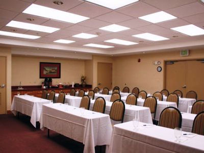 Hotel Express & Chicago-algonquin By Ihg 3*