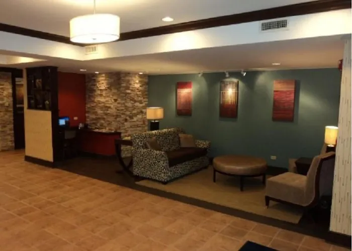 Holiday Inn Express Hotel&Suites Chicago-Algonquin