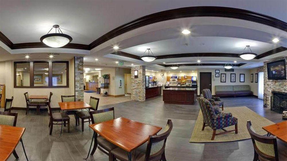 Hotel Express & Chicago-algonquin By Ihg Algonquin