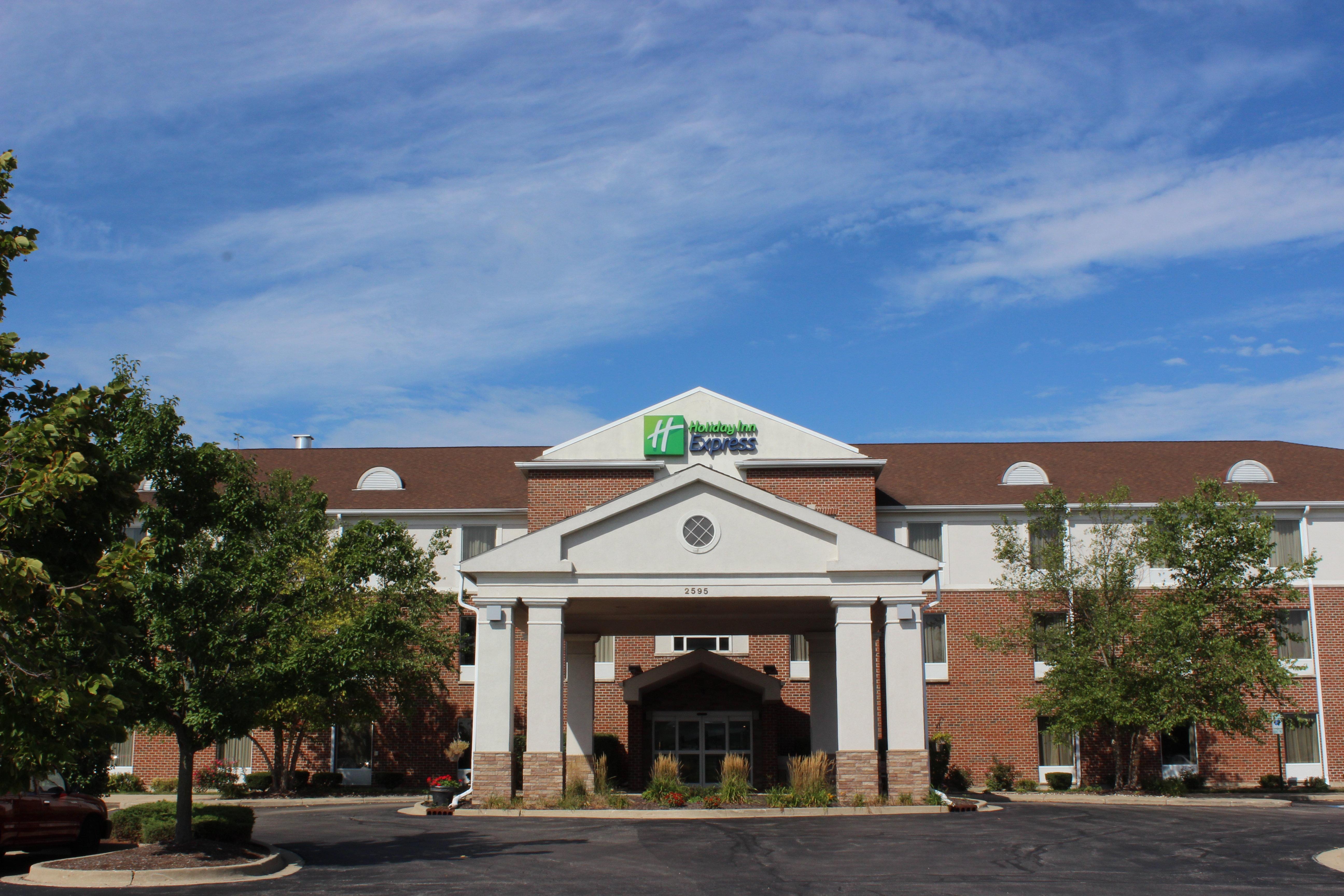 Express & Chicago-algonquin By Ihg 3*