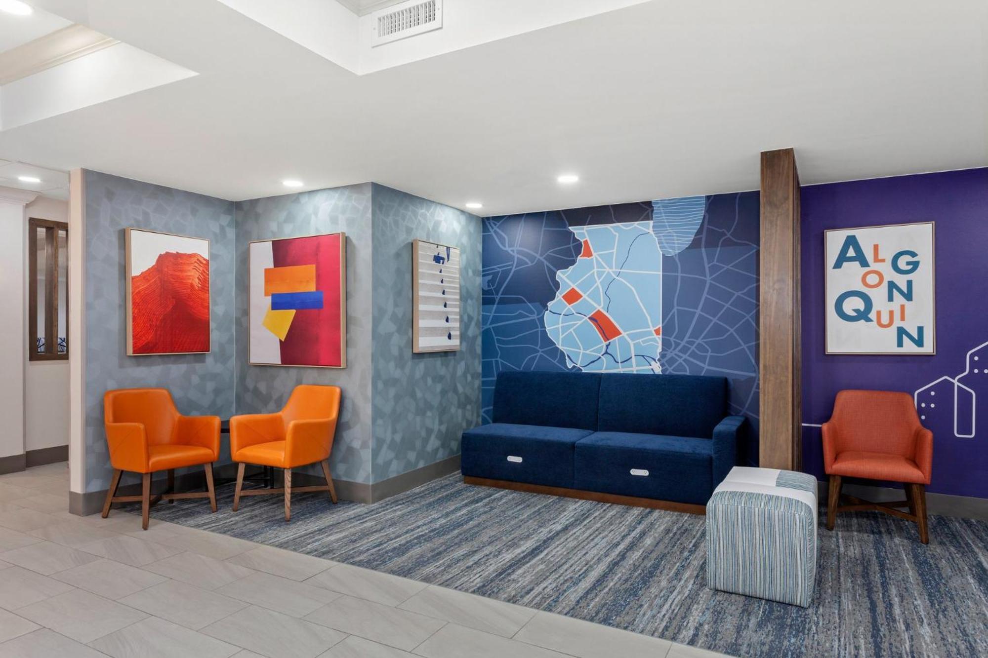 Hotel Express & Chicago-algonquin By Ihg 3*