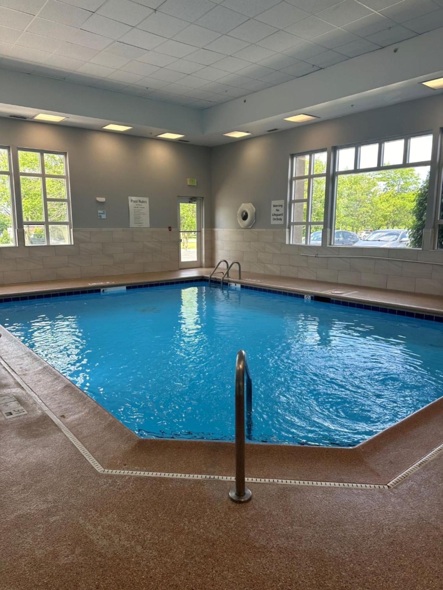 Hotel Express & Chicago-algonquin By Ihg
